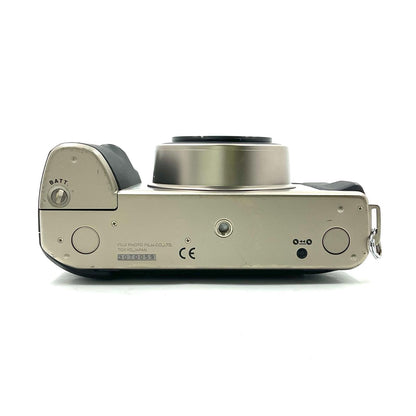 【全額返金保証】【最速発送】FUJIFILM GA645Zi Professional シルバー 美品 動作確認済