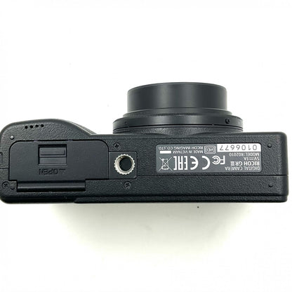 【全額返金保証】【最速発送】RICOH コンパクトデジタルカメラ GR III 動作確認済