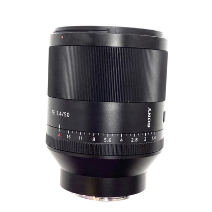 【全額返金保証】【最速発送】 SONY FE 50mm F1.4 ZA SEL50F14Z 美品 動作確認済