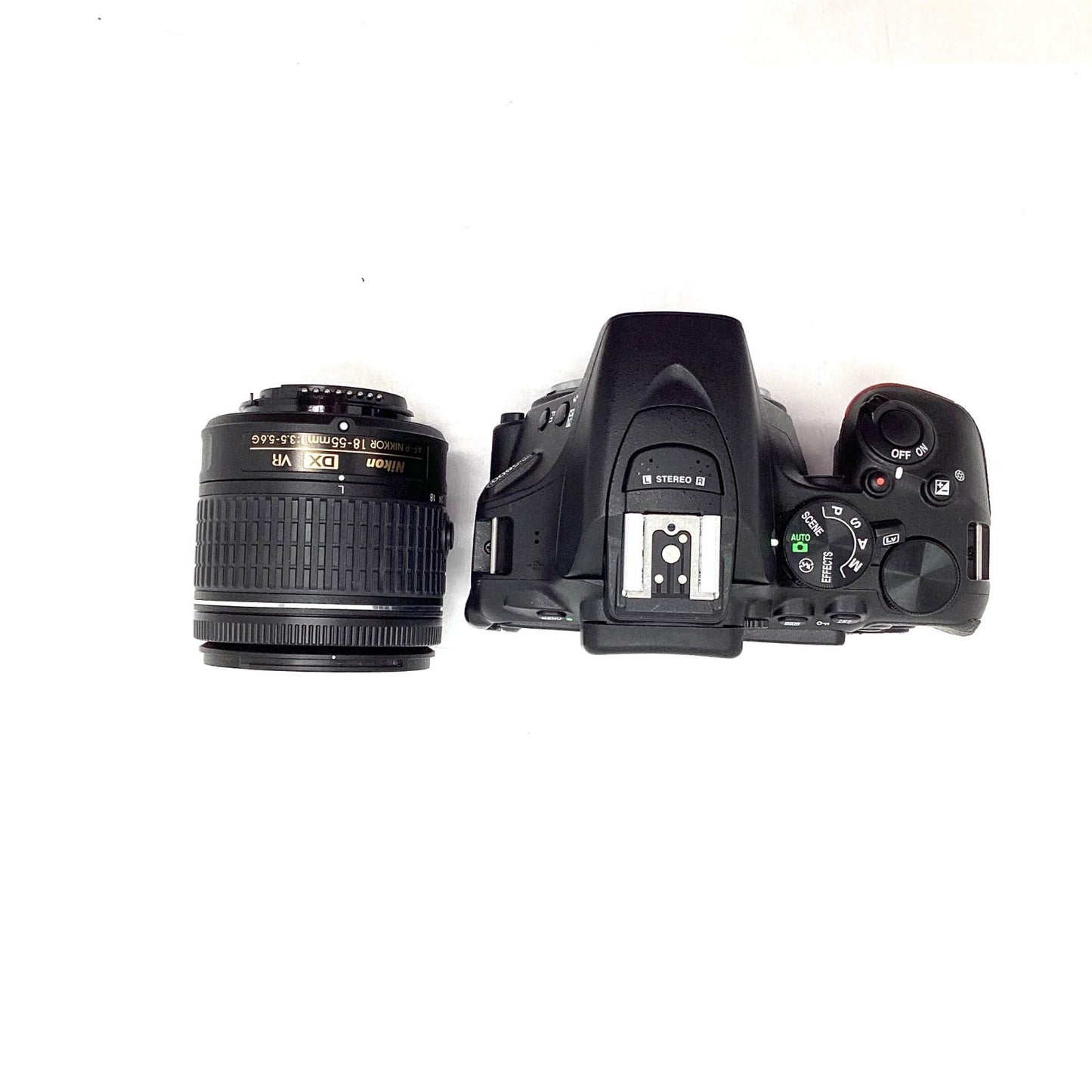 【全額返金保証】【最速発送】Nikon デジタル一眼 D5600 18-55 VR レンズキット 美品 動作確認済