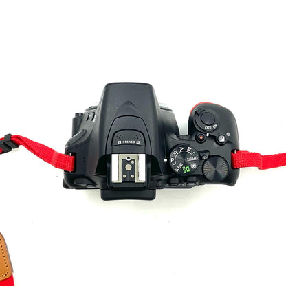 【全額返金保証】【最速発送】Nikon デジタル一眼 D5500 ボディ 美品 動作確認済