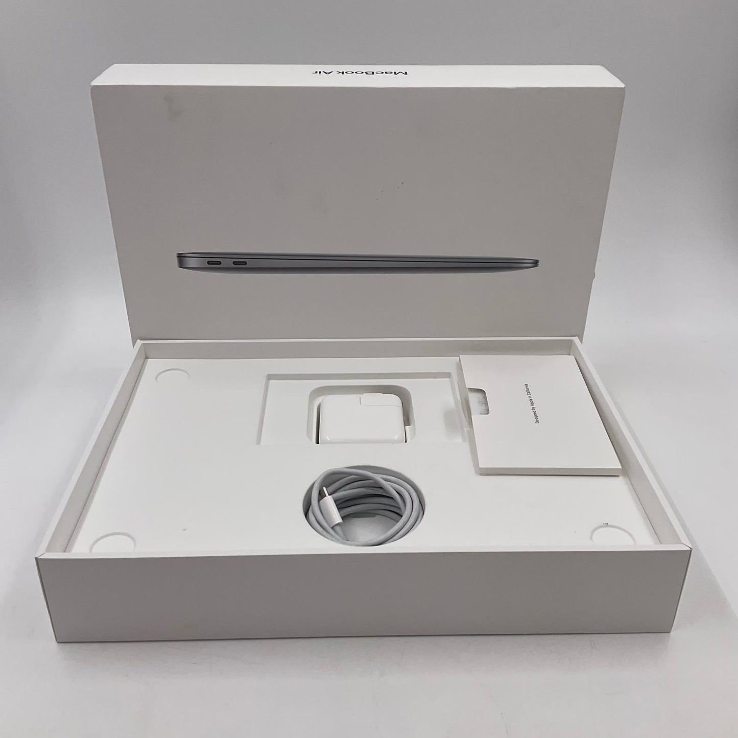 【最速発送】Apple MacBook Air 13.3インチ 2020 Apple M1 8GB 256GB スペースグレイ 91%【難有】