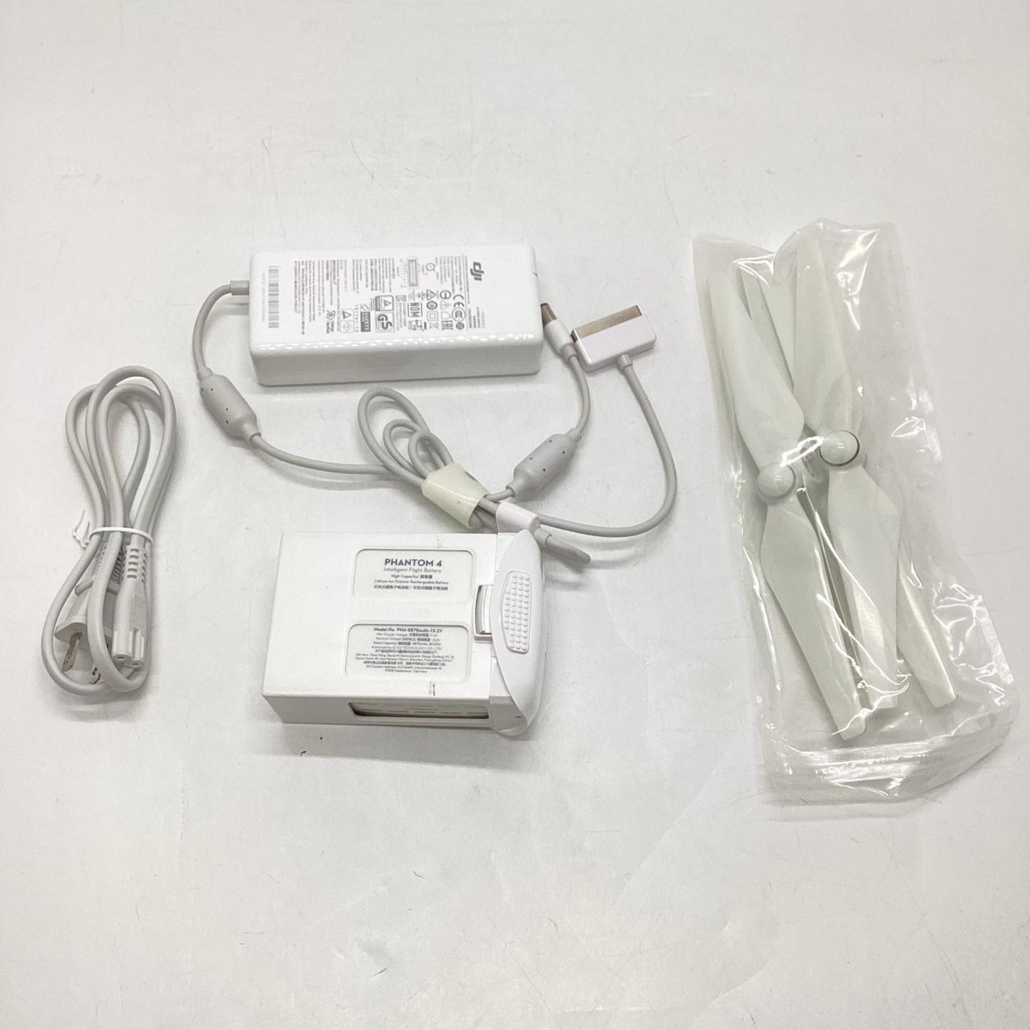 【全額返金保証】【最速発送】DJI Phantom 4 Pro 美品 動作確認済