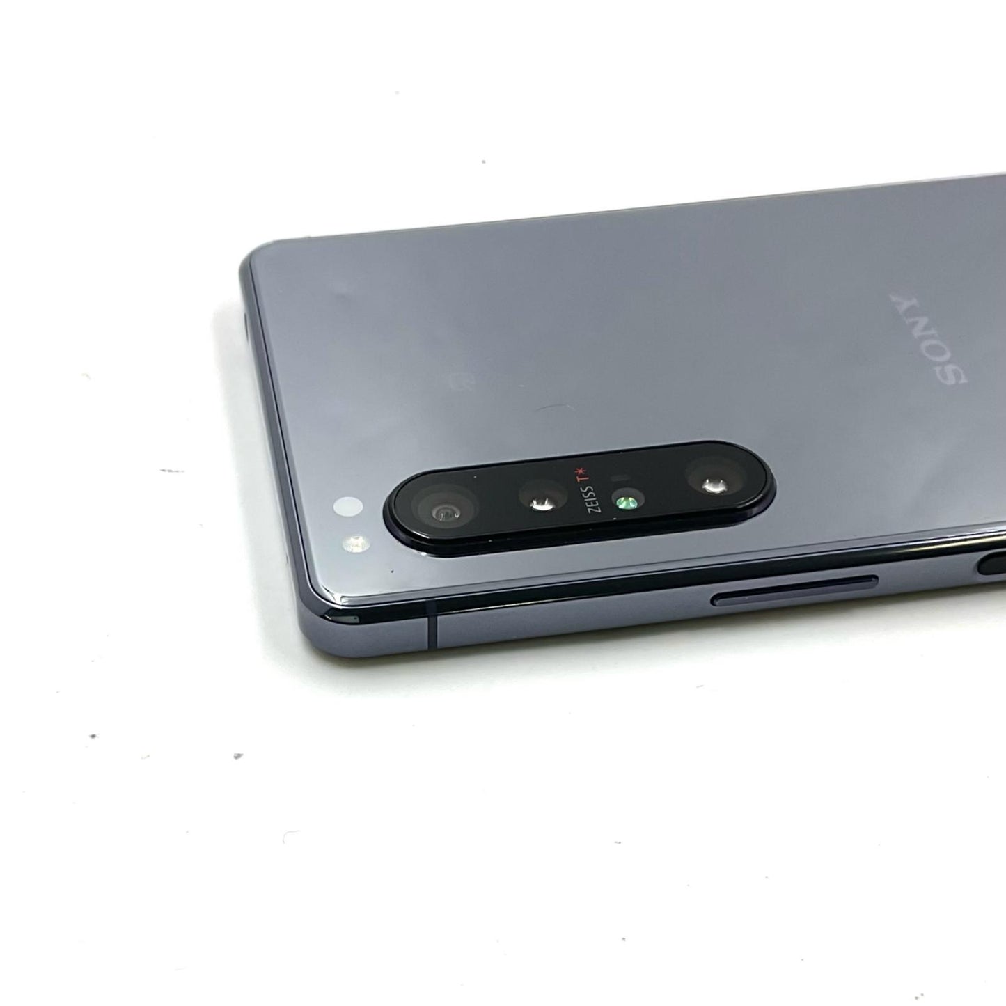 【全額返金保証】【最速発送】Sony Xperia Xperia 1 II 128GB パープル docomo SO-51A 白ロム 美品 動作確認済