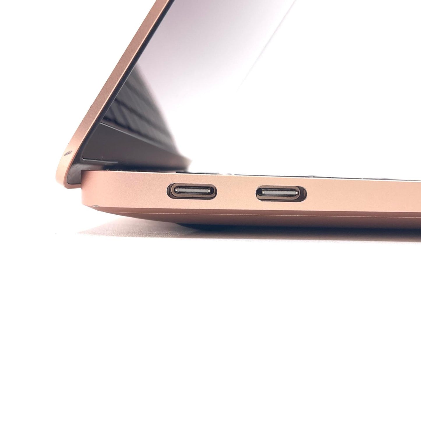 【全額返金保証】【最速発送】Apple MacBook Air 13.3インチ 2020 Apple M1 8GB 256GB ゴールド 96% 美品 動作確認済