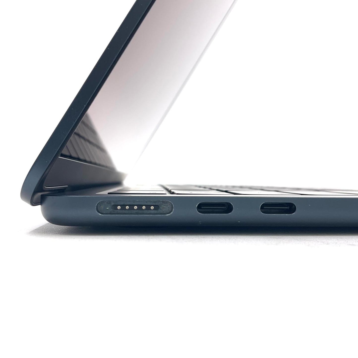 【全額返金保証】【最速発送】Apple MacBook Air 13インチ 2024 Apple M3 16GB 256GB ミッドナイト 87% 美品 動作確認済