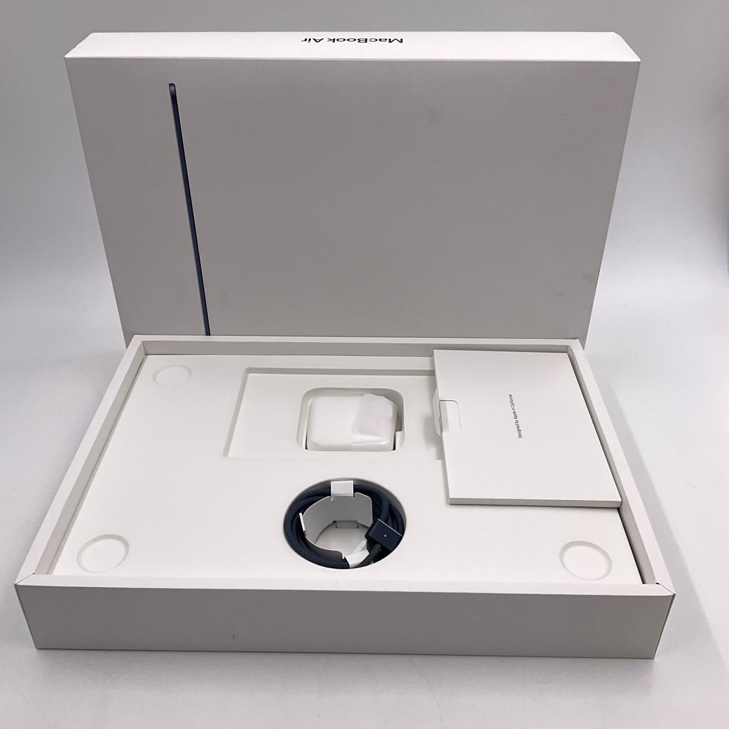【全額返金保証】【最速発送】Apple MacBook Air 13インチ 2024 Apple M3 16GB 256GB ミッドナイト 87% 美品 動作確認済