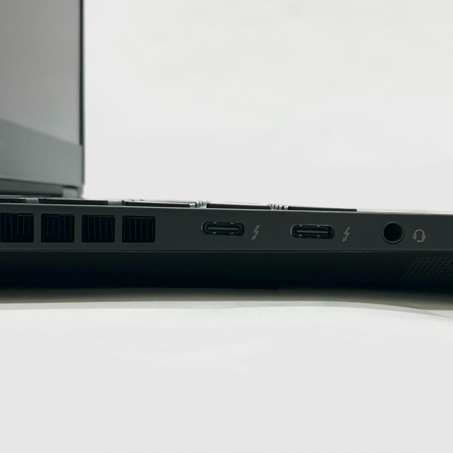 【全額返金保証】【最速発送】HP OMEN Gaming Laptop 16 16-wf0022TK i7-13700HX 16GB M.2 SSD 1TB RTX 4060 Laptop 92.3% 美品 動作確認済