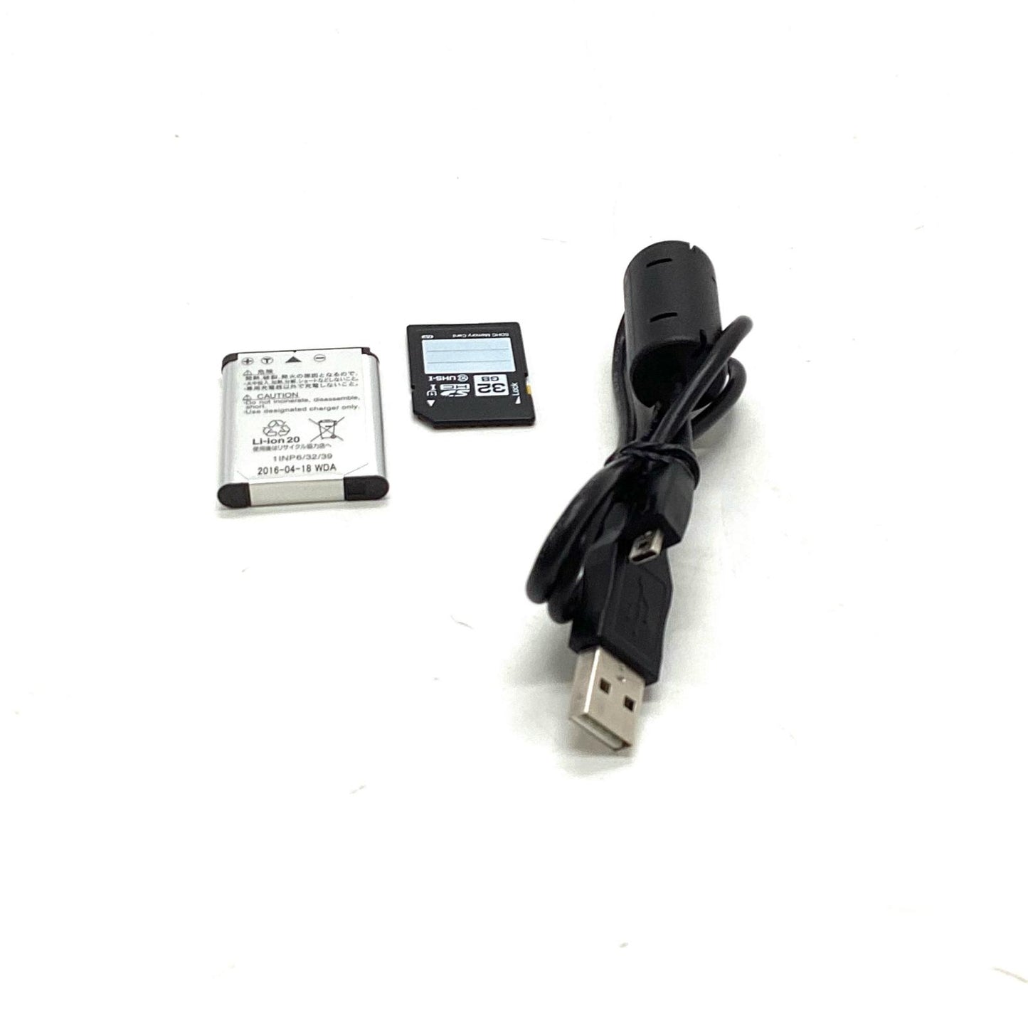【全額返金保証】【最速発送】Nikon コンパクトデジタルカメラ COOLPIX A300 シルバー 美品 動作確認済