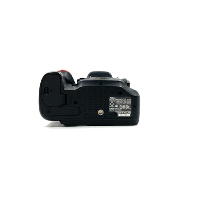 【全額返金保証】【最速発送】Nikon デジタル一眼 D7200 ボディ 美品 動作確認済