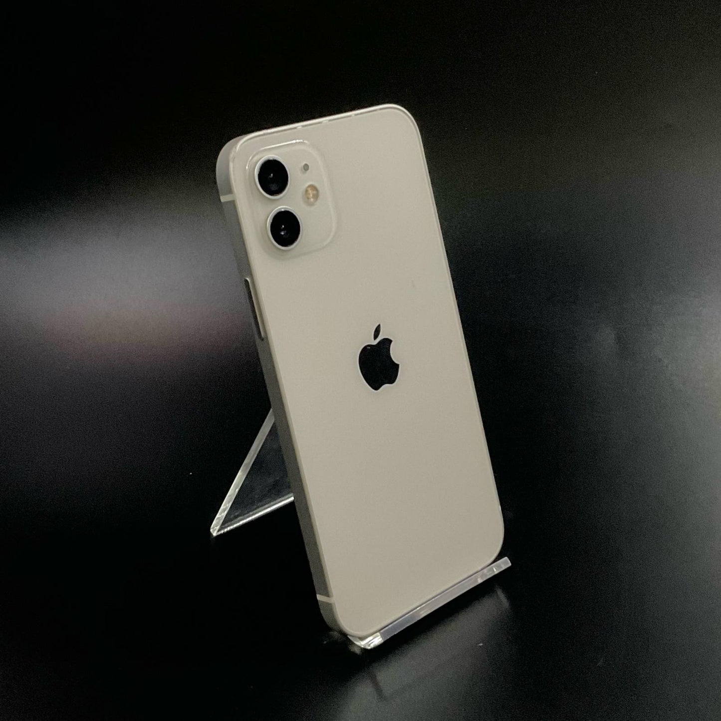【全額返金保証】【最速発送】Apple iPhone iPhone 12 64GB ホワイト au 白ロム 動作確認済 76%