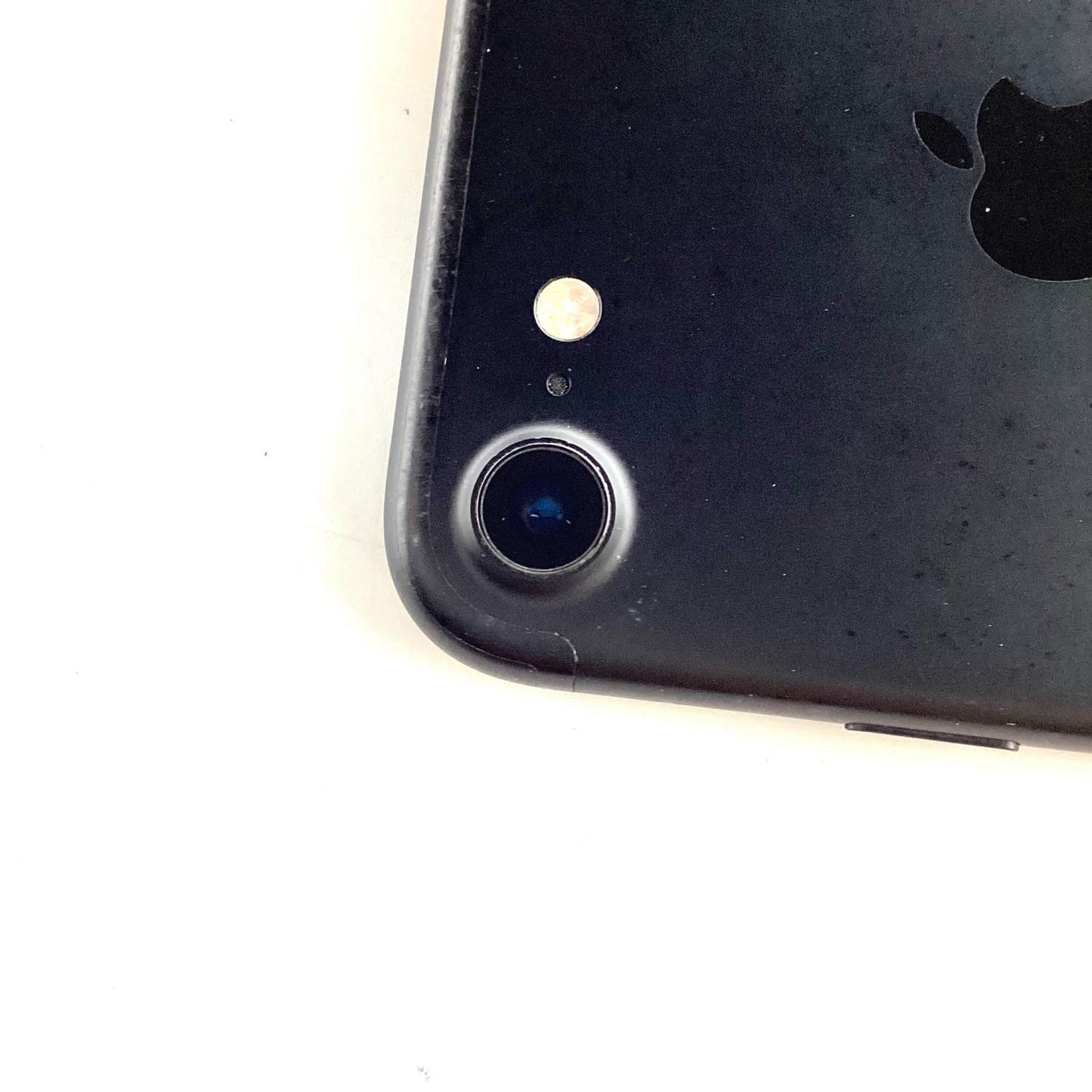 【全額返金保証】【最速発送】Apple iPhone iPhone 7 128GB ブラック Softbank 白ロム 動作確認済 76%