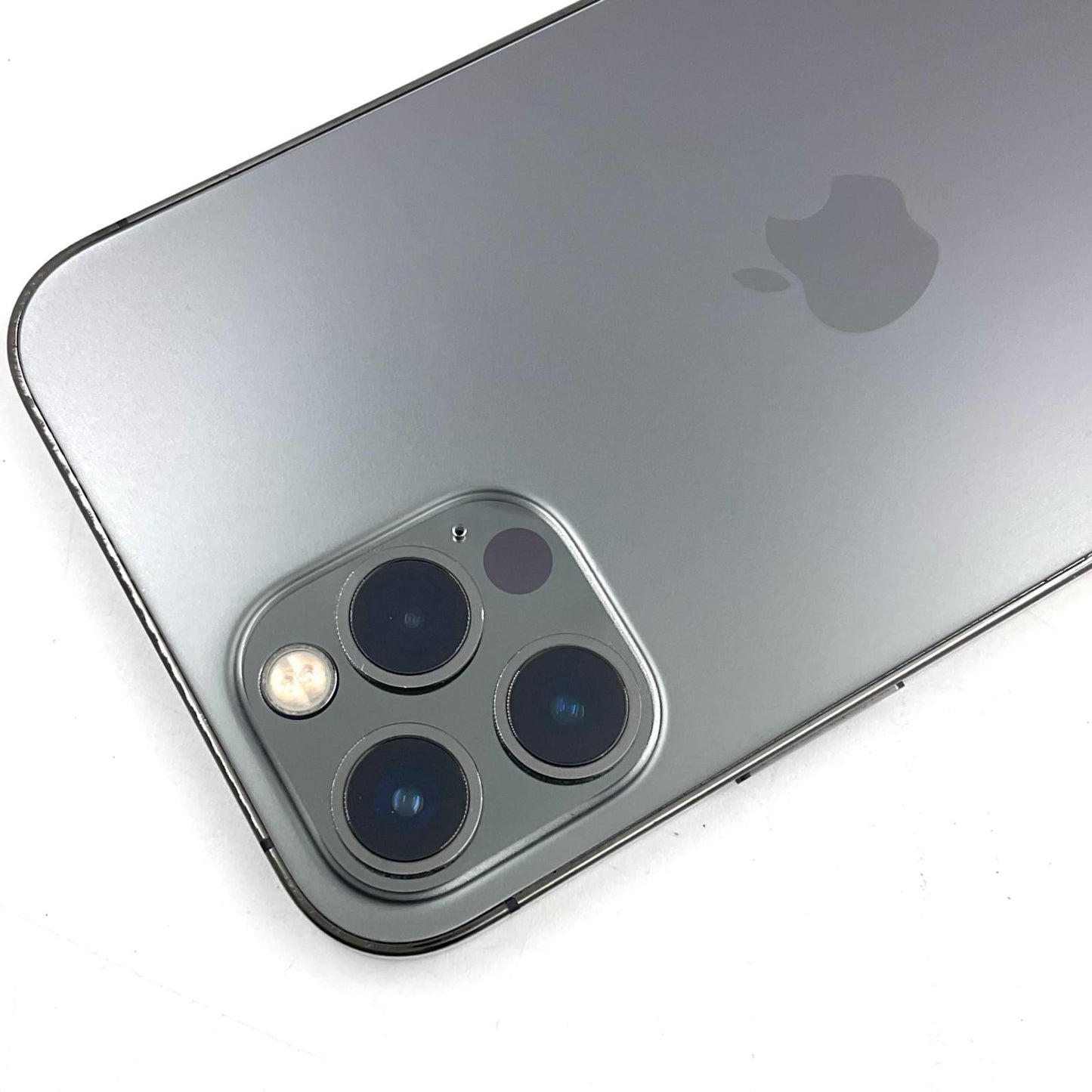 【全額返金保証】【最速発送】Apple iPhone iPhone 12 Pro 128GB グラファイト docomo 白ロム 動作確認済 79%