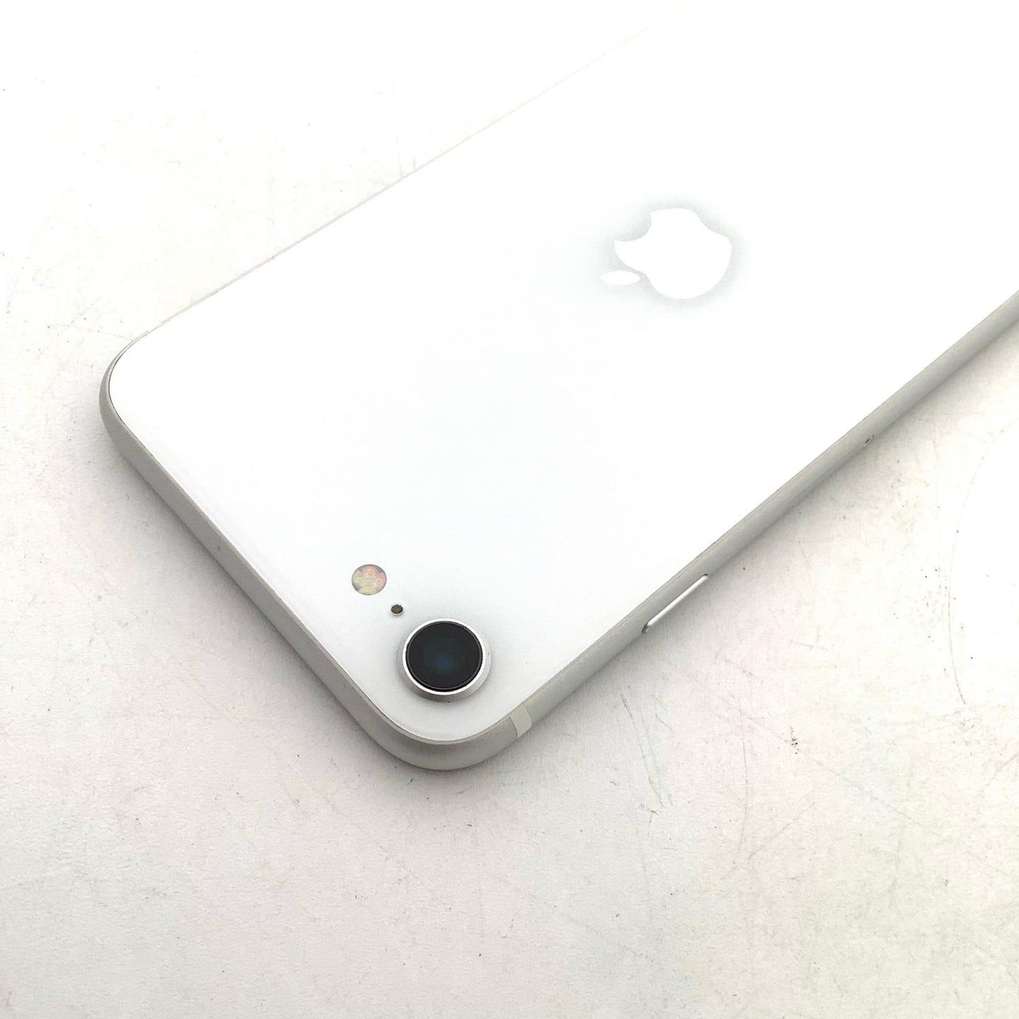 【最速発送】Apple iPhone iPhone SE（第2世代） 64GB ホワイト SIMフリー 白ロム【難有】 75%