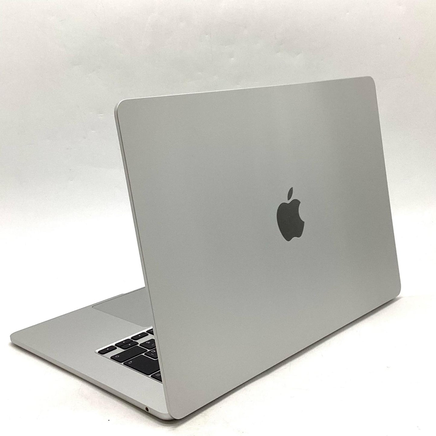 【全額返金保証】【最速発送】Apple MacBook Air 15インチ 2023 Apple M2 8GB 512GB シルバー 100% 超美品 動作確認済