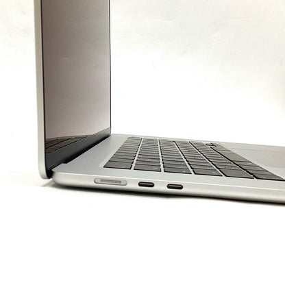 【全額返金保証】【最速発送】Apple MacBook Air 15インチ 2023 Apple M2 8GB 512GB シルバー 100% 超美品 動作確認済