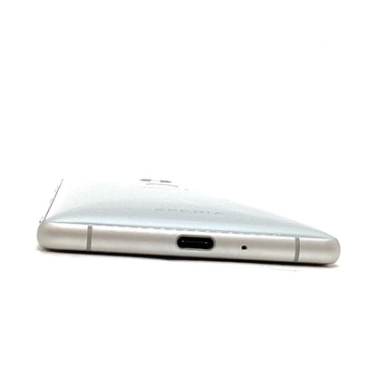 【全額返金保証】【最速発送】Sony Xperia XZ2 64GB リキッドシルバー docomo SO-03K 白ロム 動作確認済