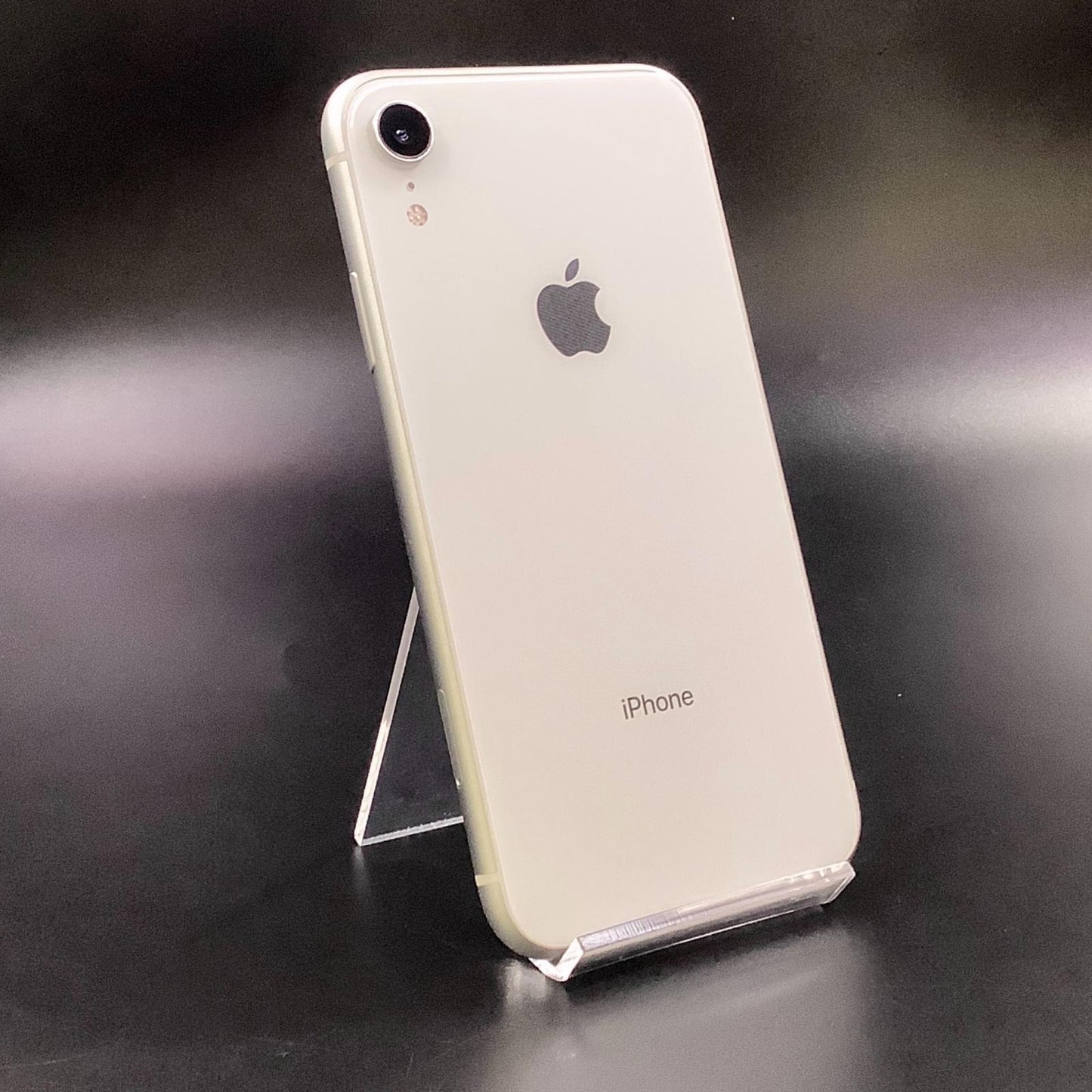 【全額返金保証】【最速発送】Apple iPhone iPhone XR 64GB ホワイト docomo SIMフリー 白ロム 美品 動作確認済 83%