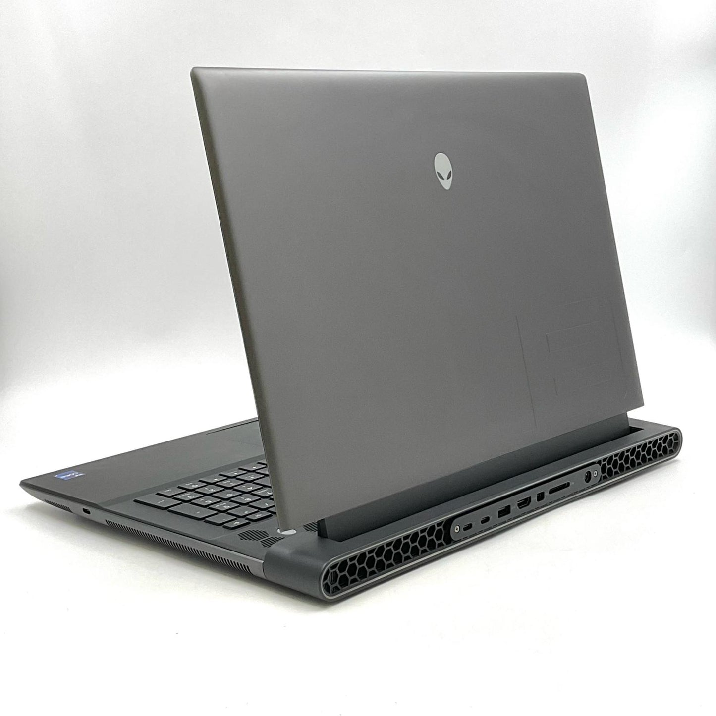 【全額返金保証】【最速発送】DELL AlienWare m18 R1 P51E001 13th Gen Intel(R) Core(TM) i9-13980HX 2.20GHz 16GB M.2 SSD 1TB NVIDIA GeForce RTX 4090 Laptop GPU 81.7% 動作確認済