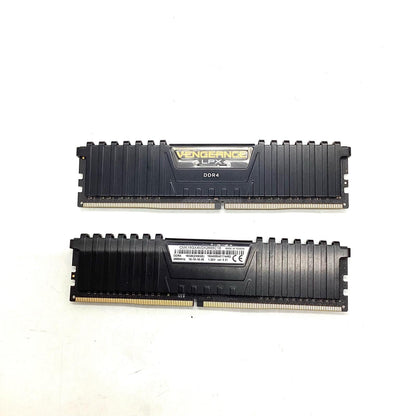 【全額返金保証】【最速発送】Corsair メモリ DDR4 8GB 2枚組 CMK16GX4M2A2666C16 美品 動作確認済
