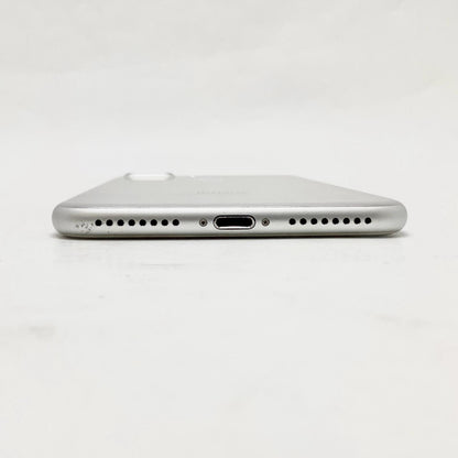 【全額返金保証】【最速発送】Apple iPhone iPhone 7 Plus 256GB シルバー docomo 白ロム 動作確認済 72%