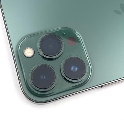 【全額返金保証】【最速発送】Apple iPhone iPhone 13 Pro Max 256GB アルパイングリーン docomo SIMフリー 白ロム 動作確認済 79%