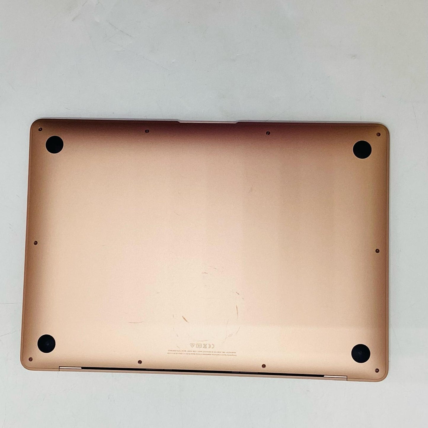【全額返金保証】【最速発送】Apple MacBook Air 13.3インチ 2020 M1 8コア 16GB 256GB ゴールド 100% 美品 動作確認済