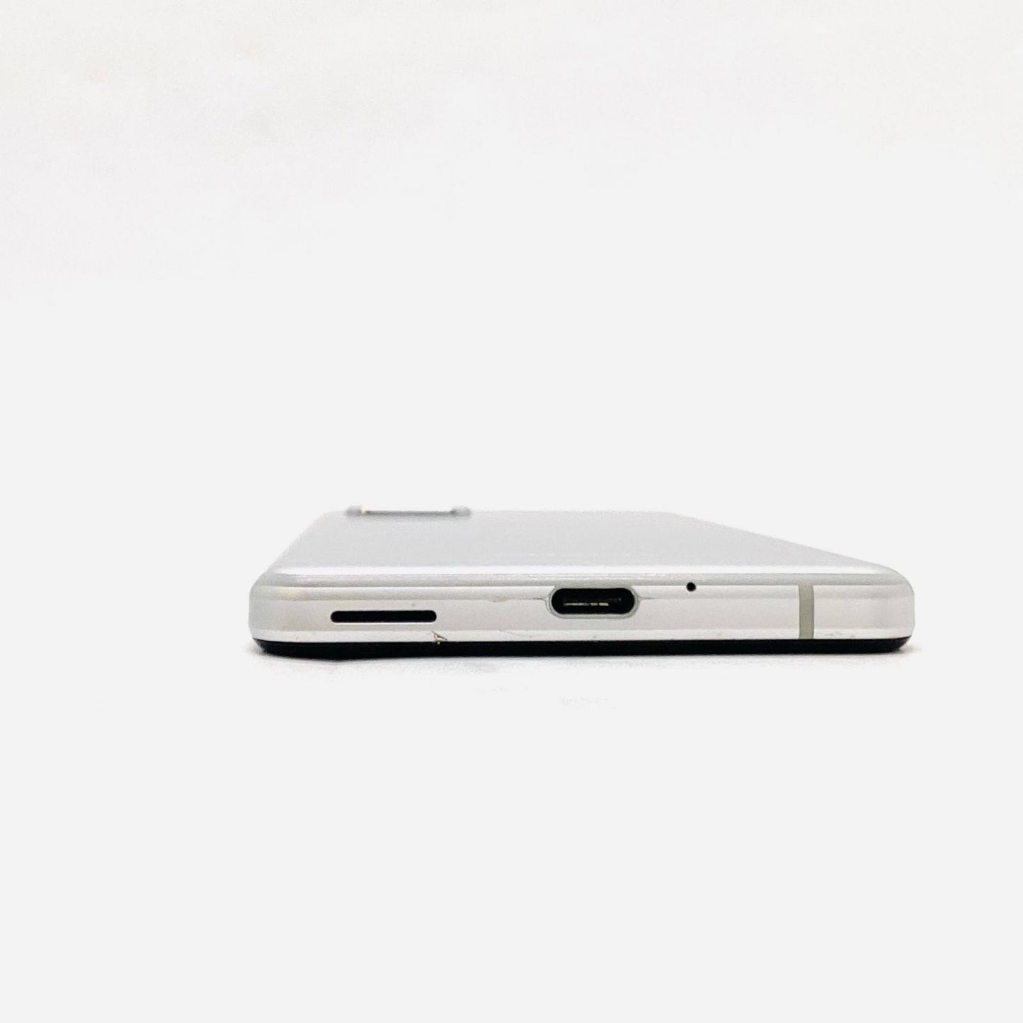 【全額返金保証】【最速発送】SHARP AQUOS sense4 64GB シルバー SIMフリー SH-M15 白ロム 美品 動作確認済