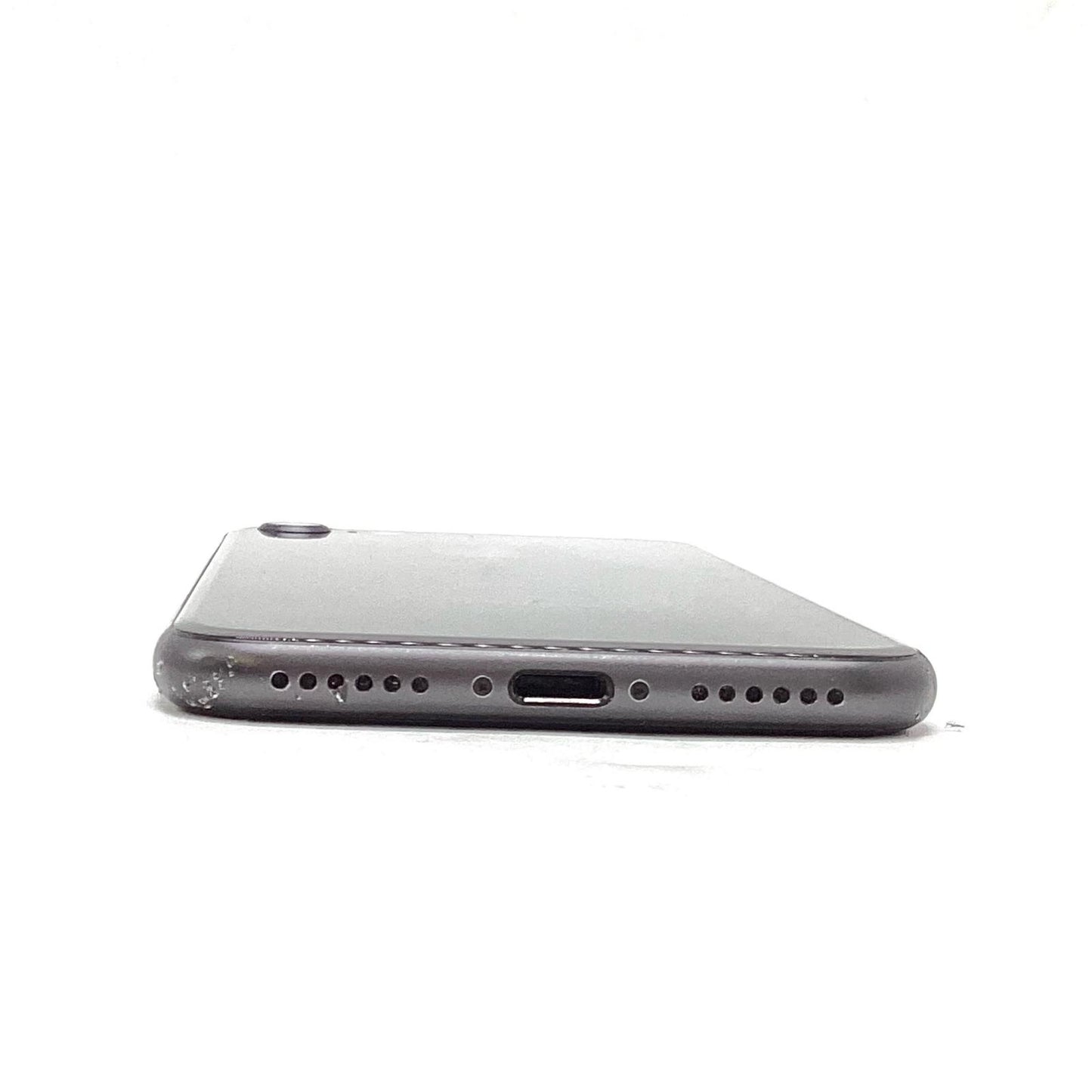 【全額返金保証】【最速発送】Apple iPhone iPhone 8 64GB スペースグレイ docomo 白ロム 動作確認済 73%