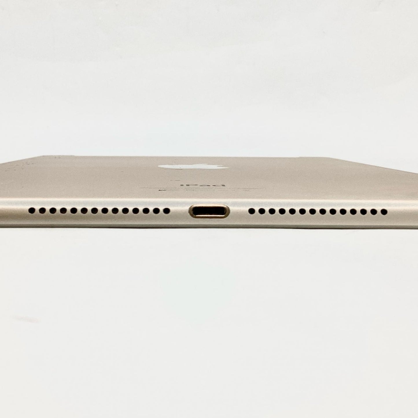 【全額返金保証】【最速発送】Apple iPad Air 9.7インチ 第2世代 16GB ゴールド WiFi+Cellular au 白ロム 動作確認済