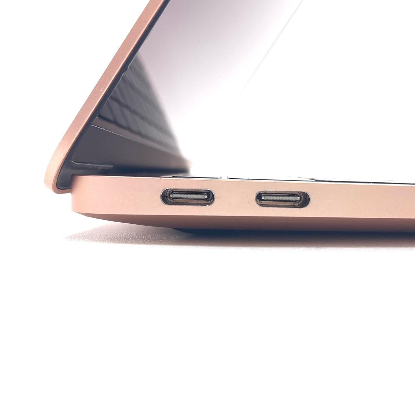 【全額返金保証】【最速発送】Apple MacBook Air 13.3インチ 2018 1.6Gz デュアルコア Intel Core i5 16GB 256GB ゴールド 美品 動作確認済