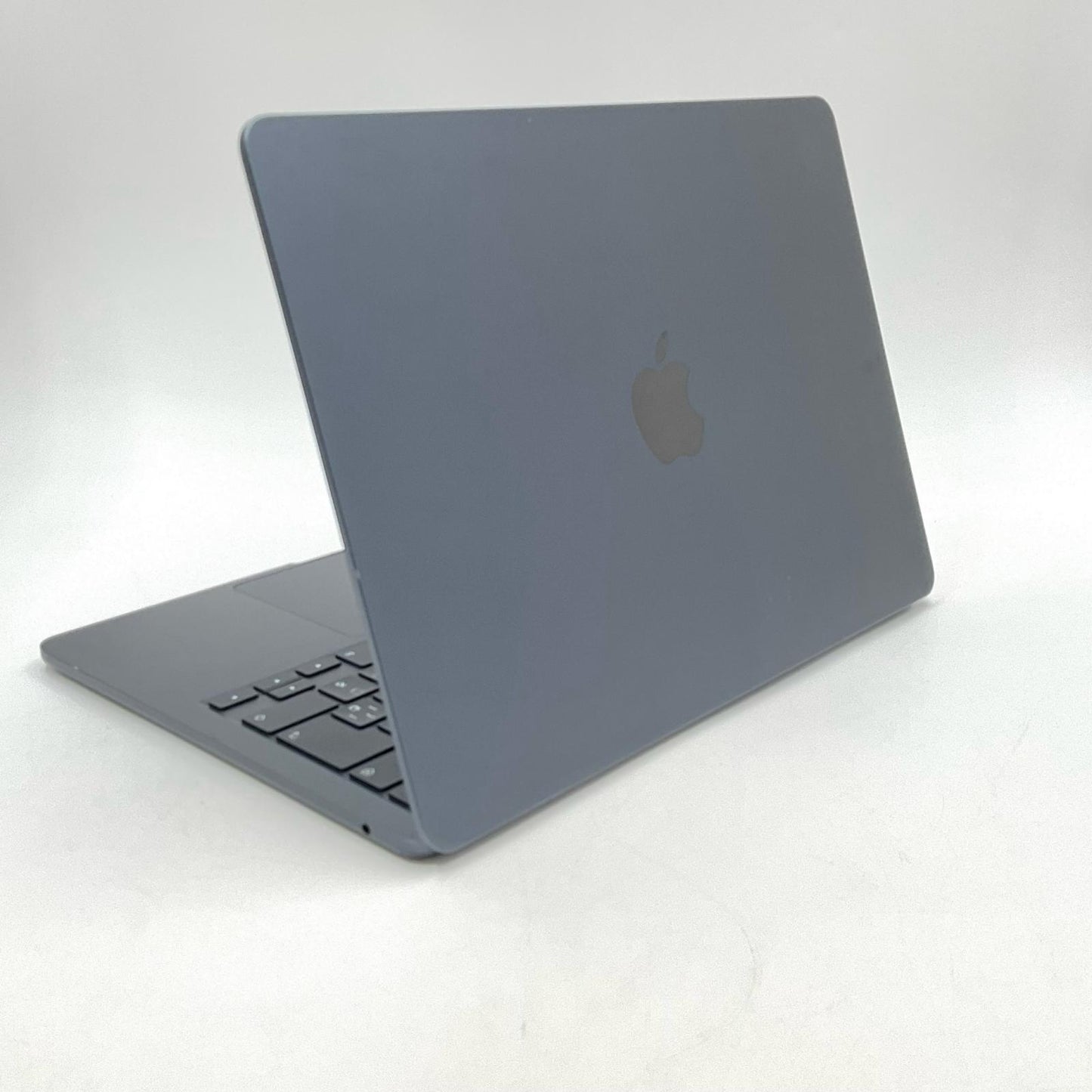 【全額返金保証】【最速発送】Apple MacBook Air 13.6インチ 2022 Apple M2 8GB 256GB ミッドナイト 90% 美品 動作確認済