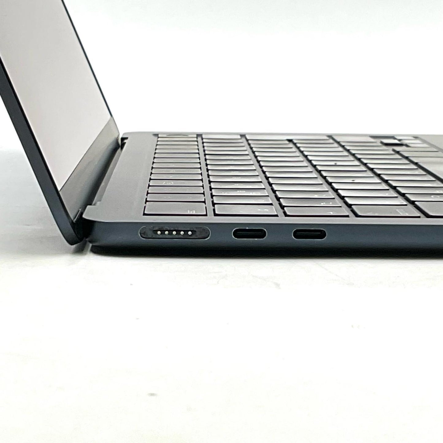 【全額返金保証】【最速発送】Apple MacBook Air 13.6インチ 2022 Apple M2 8GB 256GB ミッドナイト 90% 美品 動作確認済