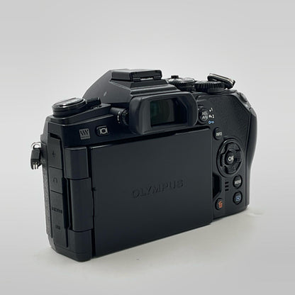 【全額返金保証】【最速発送】OM SYSTEM デジタル一眼 OM-D E-M1 Mark II ボディ ブラック 美品 動作確認済
