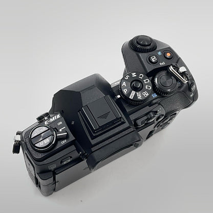 【全額返金保証】【最速発送】OM SYSTEM デジタル一眼 OM-D E-M1 Mark II ボディ ブラック 美品 動作確認済