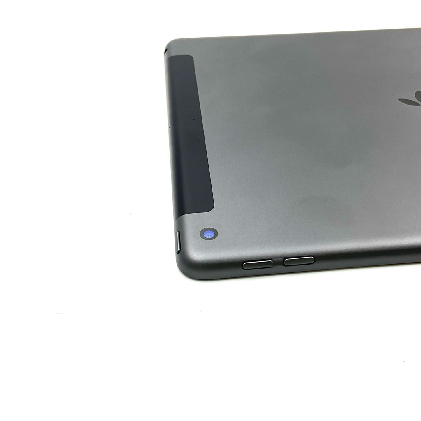 【全額返金保証】【最速発送】Apple iPad iPad 10.2インチ 第9世代 64GB スペースグレイ WiFi+Cellular au 白ロム 美品 動作確認済