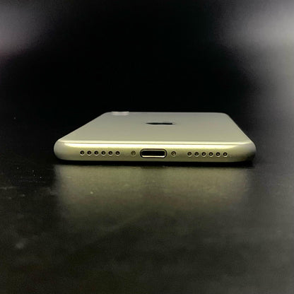 【全額返金保証】【最速発送】Apple iPhone iPhone SE（第2世代） 64GB ホワイト au 白ロム 動作確認済 80%