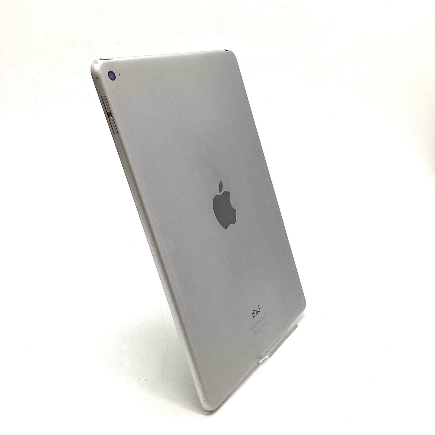 【全額返金保証】【最速発送】Apple iPad Air 第2世代 16GB シルバー Wi-Fi 動作確認済