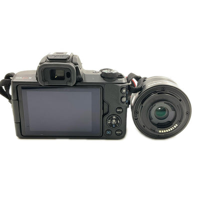 【全額返金保証】【最速発送】Canon デジタル一眼 EOS Kiss M EF-M15-45 IS STM レンズキット [ブラック] 美品 動作確認済