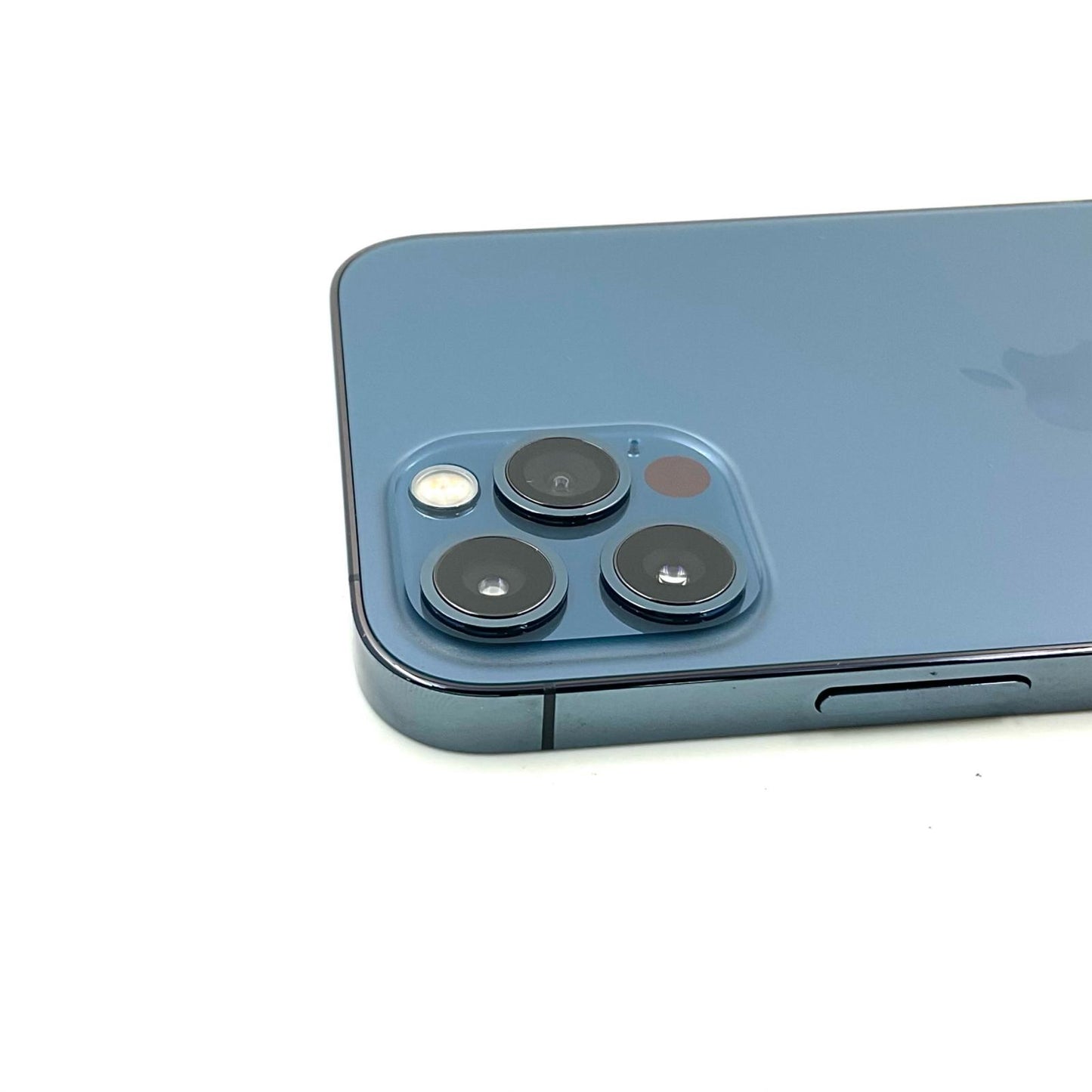 【全額返金保証】【最速発送】Apple iPhone iPhone 12 Pro 128GB パシフィックブルー docomo 白ロム 美品 動作確認済 82%