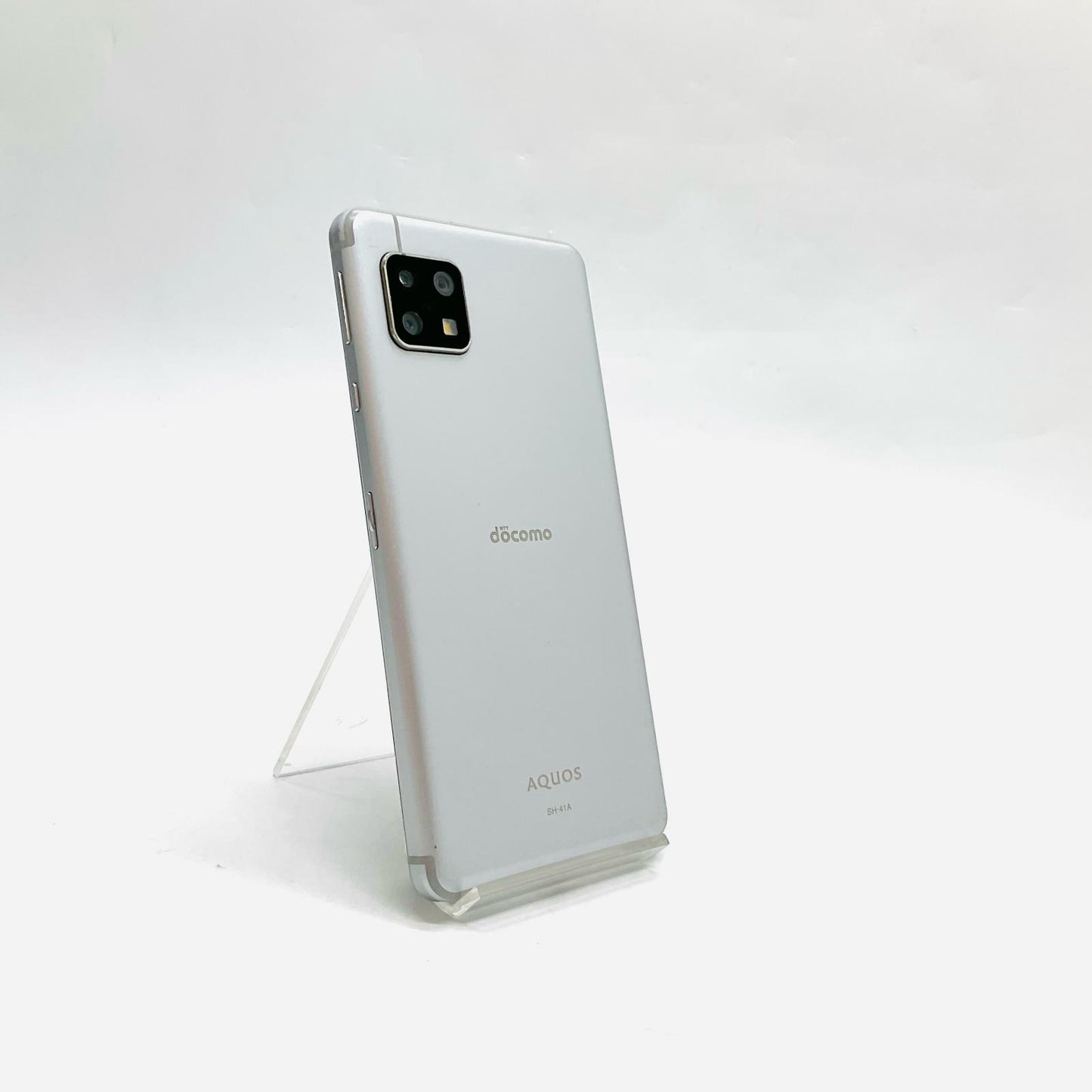 【全額返金保証】【最速発送】SHARP AQUOS sense4 64GB シルバー docomo SH-41A 白ロム 動作確認済