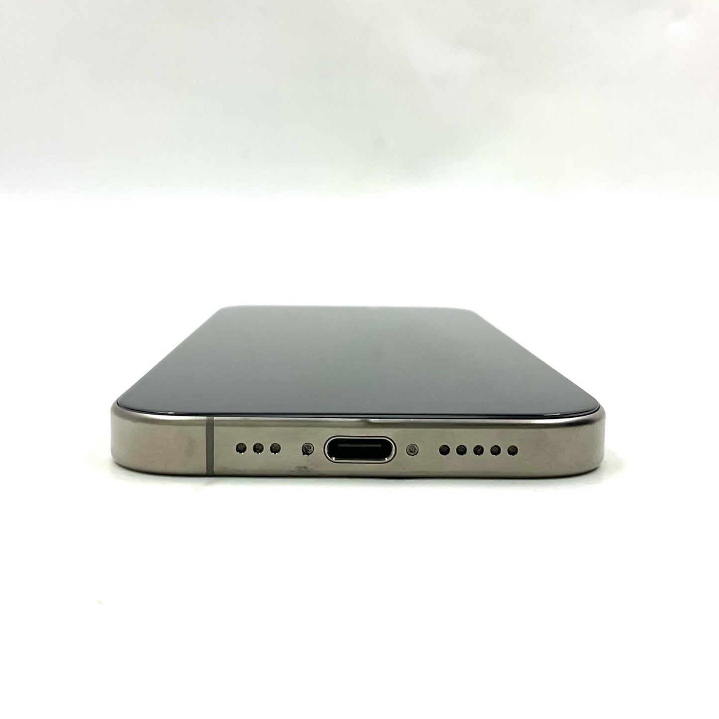 【全額返金保証】【最速発送】Apple iPhone iPhone 15 Pro 256GB ナチュラルチタニウム SIMフリー 白ロム 動作確認済 87%