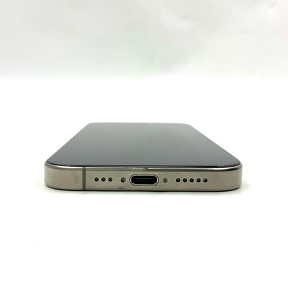 【全額返金保証】【最速発送】Apple iPhone iPhone 15 Pro 256GB ナチュラルチタニウム SIMフリー 白ロム 動作確認済 87%