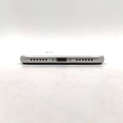 【全額返金保証】【最速発送】Apple iPhone iPhone SE（第2世代） 64GB ホワイト docomo 白ロム 美品 動作確認済 93%