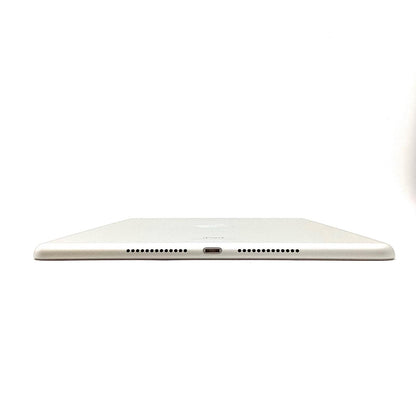 【全額返金保証】【最速発送】Apple iPad iPad 10.2インチ 第9世代 64GB シルバー Wi-Fi 美品 動作確認済