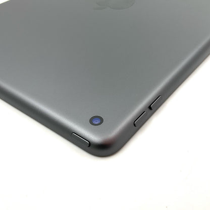 【全額返金保証】【最速発送】Apple iPad iPad 10.2インチ 第9世代 64GB スペースグレイ Wi-Fi 美品 動作確認済