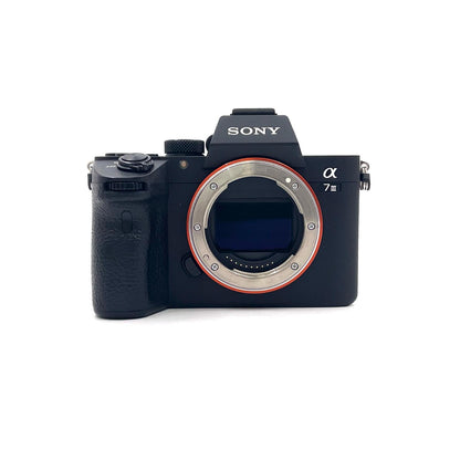 【全額返金保証】【最速発送】Sony デジタル一眼 α7 III ILCE-7M3 ボディ ブラック 美品 動作確認済