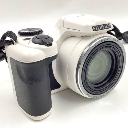 【全額返金保証】【最速発送】FUJIFILM コンパクトデジタルカメラ FinePix S8600 [ホワイト] 美品 動作確認済