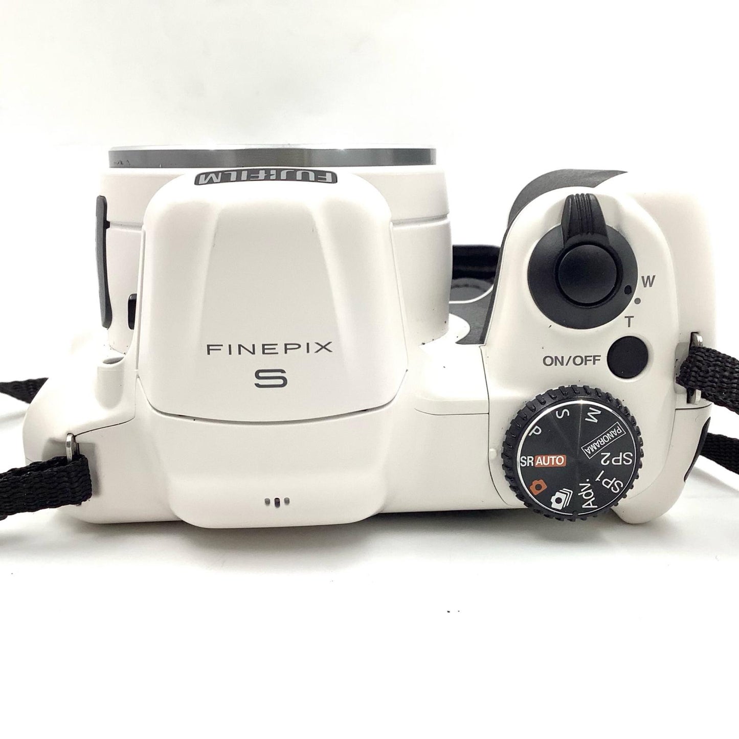 【全額返金保証】【最速発送】FUJIFILM コンパクトデジタルカメラ FinePix S8600 [ホワイト] 美品 動作確認済