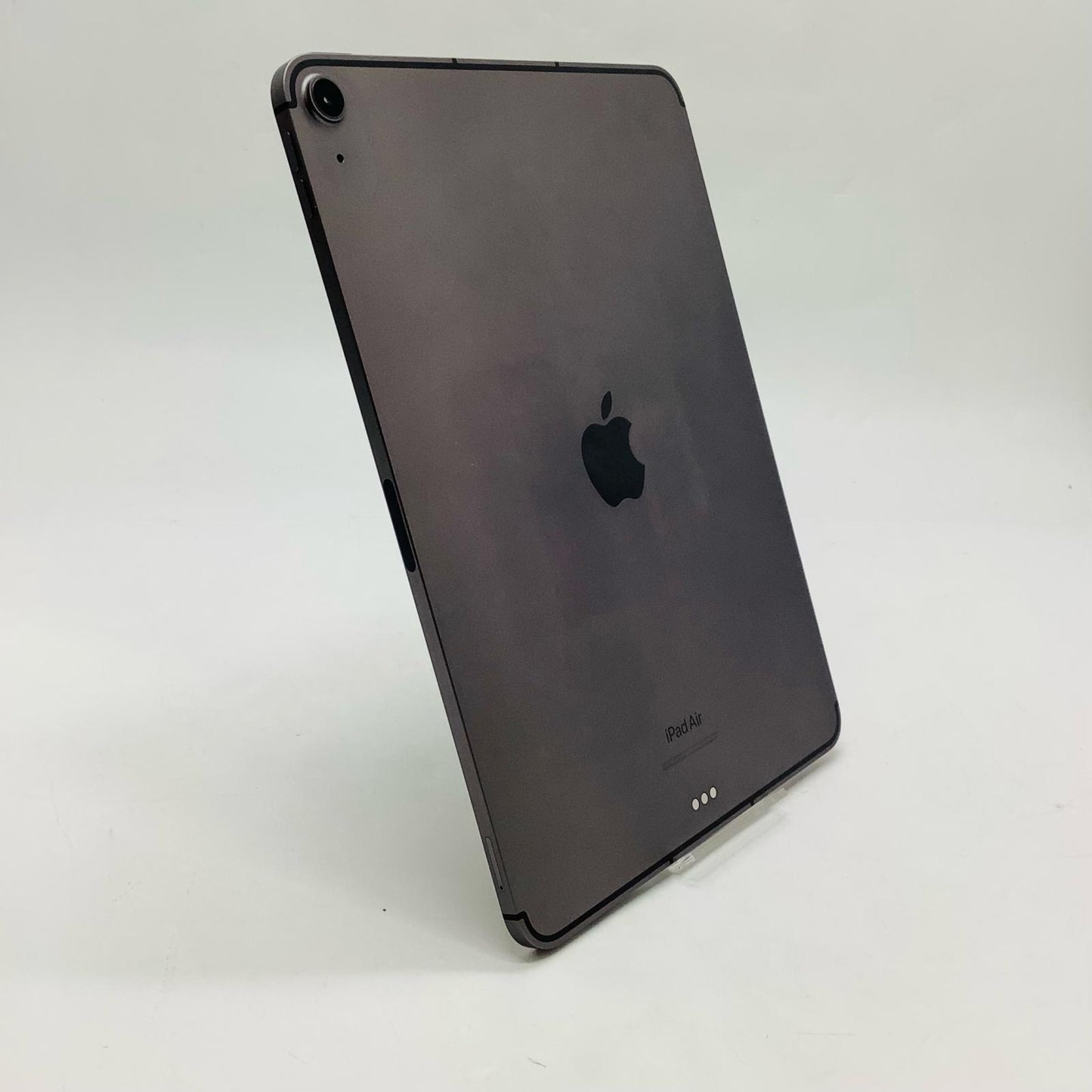 【全額返金保証】【最速発送】Apple iPad Air 10.9インチ 第5世代 64GB スペースグレイ WiFi+Cellular docomo 白ロム 美品 動作確認済